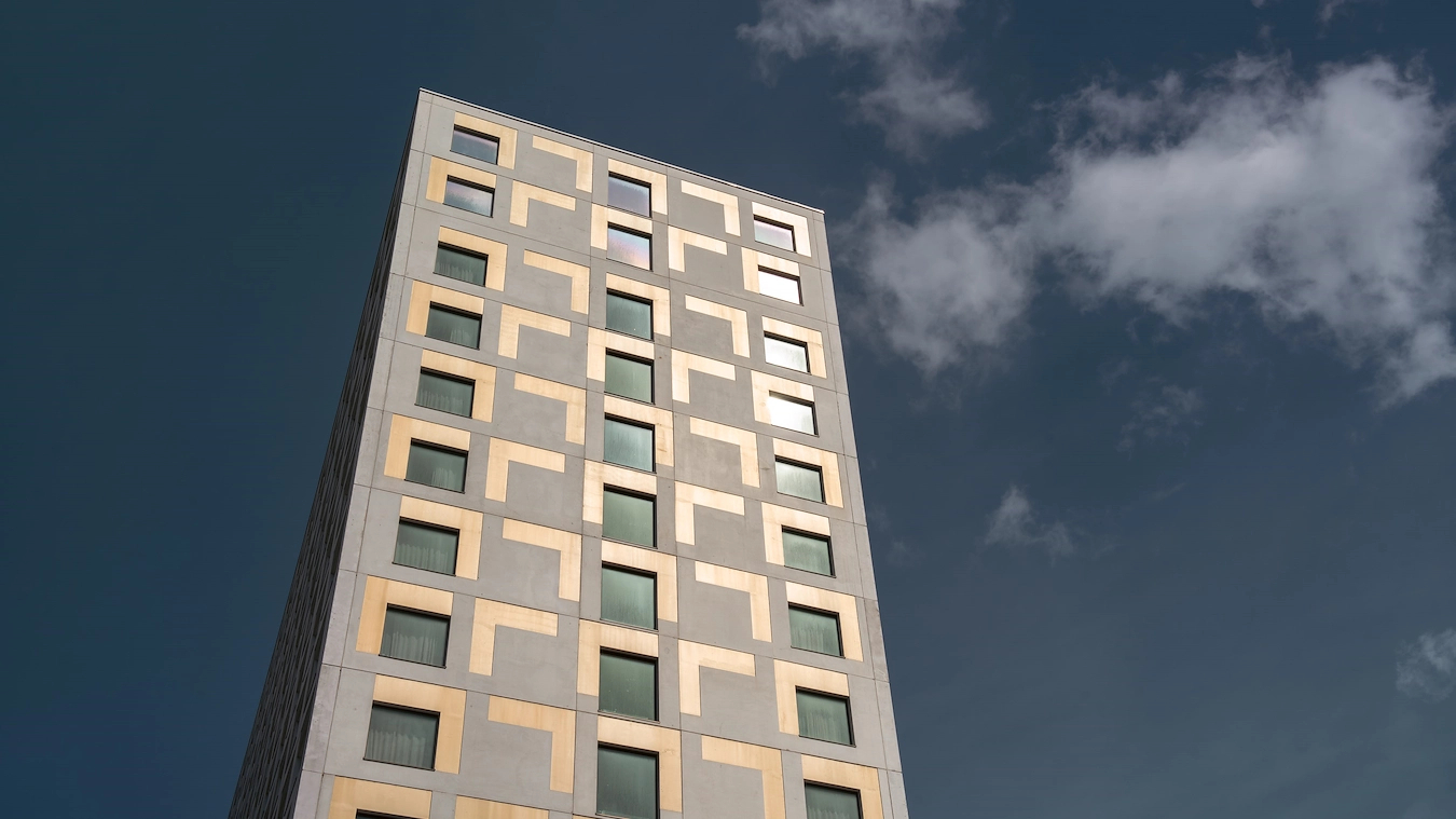 Höghus utanför Åby Hotel